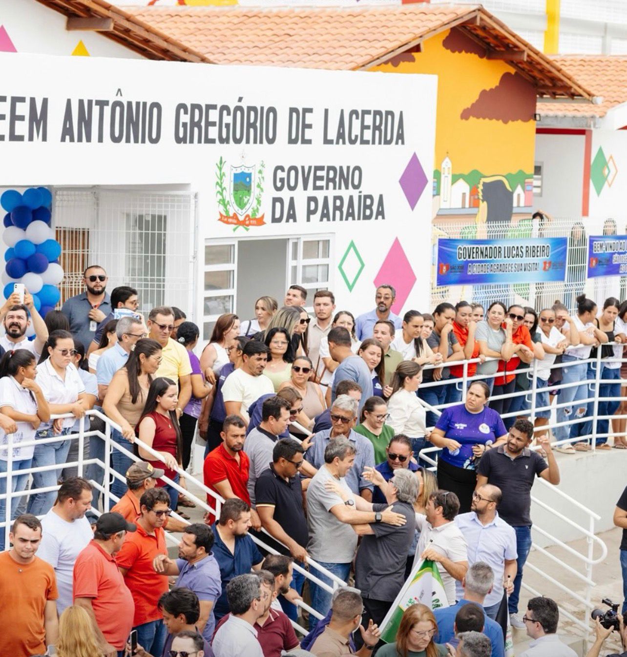 Lucas Ribeiro entrega reforma da ECI Antônio Gregório de Lacerda e reúne lideranças políticas em São José da Lagoa Tapada — imagem 2